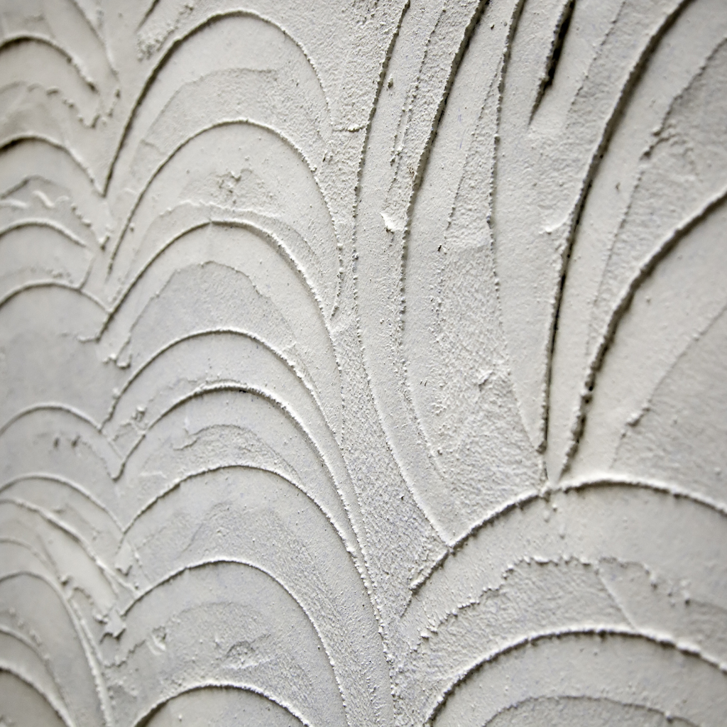 weiße Stuckwand zur Visualisierung der Stuckarbeiten in Kleve und Umgebung